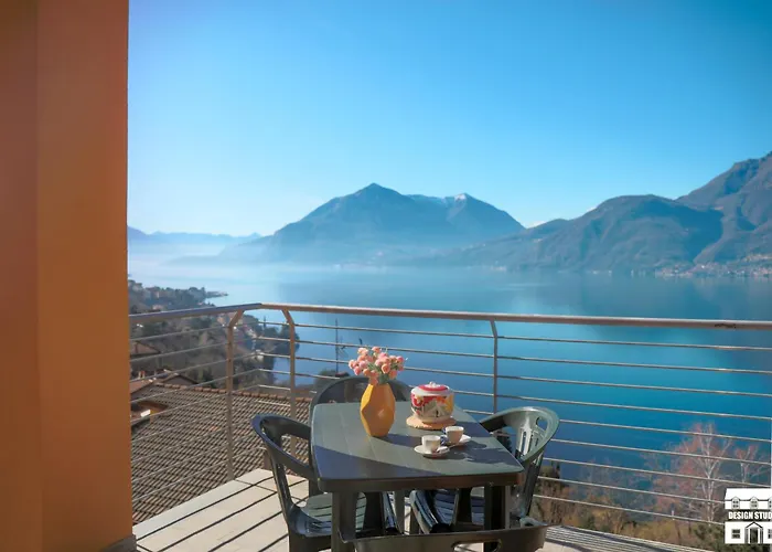 Daire Gold By Design *