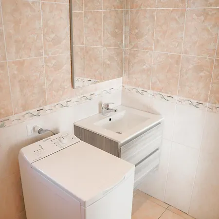 Gold By Design Bellano